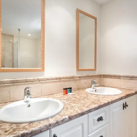 Adjona 1-4 Sea View 2b *